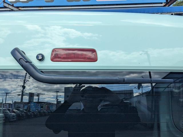 ハイゼットカーゴ ＤＸ　衝突軽減ブレーキ　／コーナーセンサー　ドラレコ　ＥＴＣ　レーン逸脱警報　新車保証書　ハイルーフ　アイドリングストップ　オートライト　キーレス　Ｐ／Ｗ　４人乗　集中ドアロック　フルフラットシート　ヘッドコンソール　光軸調整ライト　ＡＢＳ　盗難防止装置（40枚目）