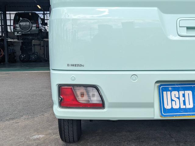 ハイゼットカーゴ ＤＸ　衝突軽減ブレーキ　／コーナーセンサー　ドラレコ　ＥＴＣ　レーン逸脱警報　新車保証書　ハイルーフ　アイドリングストップ　オートライト　キーレス　Ｐ／Ｗ　４人乗　集中ドアロック　フルフラットシート　ヘッドコンソール　光軸調整ライト　ＡＢＳ　盗難防止装置（41枚目）
