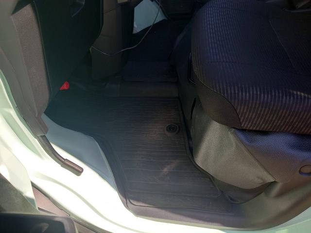 ハイゼットカーゴ ＤＸ　衝突軽減ブレーキ　／コーナーセンサー　ドラレコ　ＥＴＣ　レーン逸脱警報　新車保証書　ハイルーフ　アイドリングストップ　オートライト　キーレス　Ｐ／Ｗ　４人乗　集中ドアロック　フルフラットシート　ヘッドコンソール　光軸調整ライト　ＡＢＳ　盗難防止装置（63枚目）