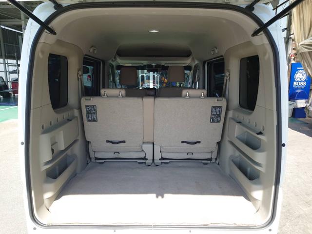 NV100クリッパーリオ G 4WD ハイルーフ 純正SDナビ 両側パワードア 衝突軽減装置 コーナーセンサー 新車保証書 オートステップ Bluetooth フルセグTV バックカメラ リアヒーター 革巻ハンドル ターボ レーン逸脱警報 USB 純正14AW HIDライト(9枚目)