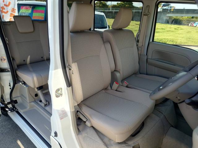 エブリイワゴン PZターボスペシャル ハイルーフ 届出済未使用車 両側Pドア 純正ディスプレイオーディオ 衝突軽減ブレーキ コーナーセンサー Bluetooth バックカメラ レーン逸脱警報 オートハイビーム LEDヘッドライト USB入力 シートヒーター スマートキー(13枚目)