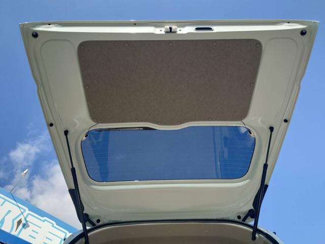 エブリイワゴン PZターボスペシャル ハイルーフ 届出済未使用車 両側Pドア 純正ディスプレイオーディオ 衝突軽減ブレーキ コーナーセンサー Bluetooth バックカメラ レーン逸脱警報 オートハイビーム LEDヘッドライト USB入力 シートヒーター スマートキー(53枚目)