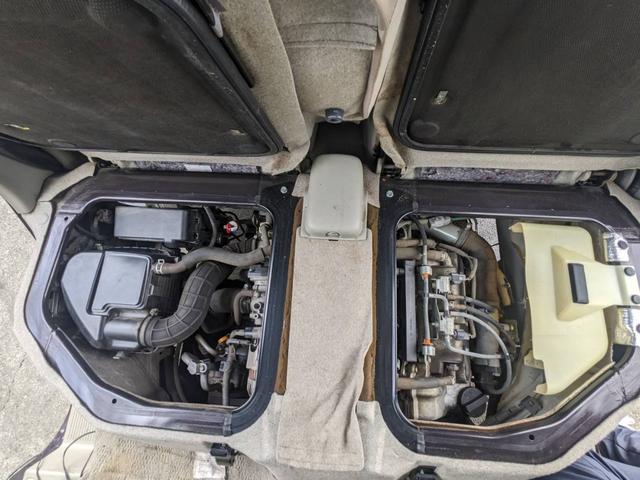 エブリイワゴン ＰＺターボスペシャル　ＳＤナビ　両側パワードア　衝突軽減装置　Ｂｌｕｅｔｏｏｔｈ　フルセグＴＶ　オートステップ　リアヒーター　純正１４ＡＷ　ＨＩＤヘッドライト　フォグライト　オートライト　ステリモ　スマートキー　盗難防止装置　電格ミラー　純正フルエアロ　ＤＶＤ（6枚目）