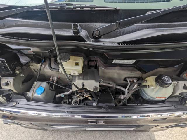 エブリイワゴン ＰＺターボスペシャル　ＳＤナビ　両側パワードア　衝突軽減装置　Ｂｌｕｅｔｏｏｔｈ　フルセグＴＶ　オートステップ　リアヒーター　純正１４ＡＷ　ＨＩＤヘッドライト　フォグライト　オートライト　ステリモ　スマートキー　盗難防止装置　電格ミラー　純正フルエアロ　ＤＶＤ（7枚目）