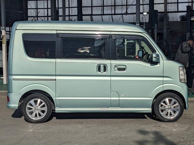 エブリイワゴン PZターボスペシャル ハイルーフ SDナビ 両側パワードア 衝突軽減ブレーキ オートステップ Bluetooth バックカメラ フルセグTV ETC HIDヘッドライト 純正14AW リアヒーター 純正フルエアロ オートライト フォグライト スマートキー(37枚目)