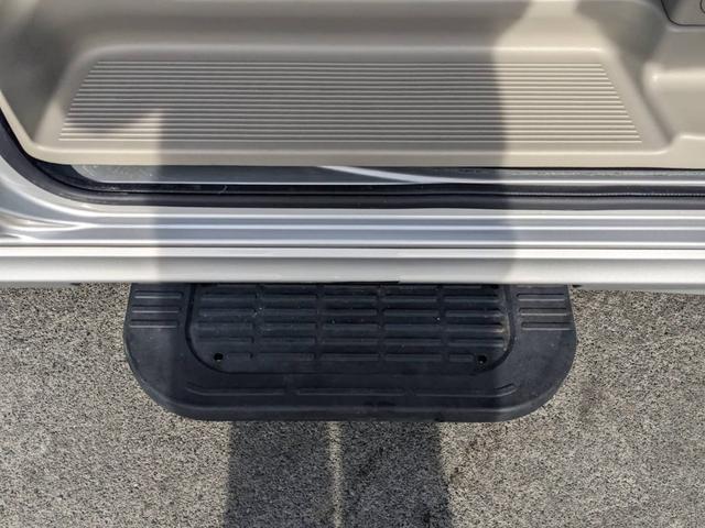 スクラムワゴン PZターボ スペシャル ハイルーフ メモリーナビ 両側Pドア 衝突軽減ブレーキ オートステップ ETC TV HIDヘッドライト 純正14AW リアヒーター スマートキー 電格ミラー 純正フルエアロ フォグライト オートライト ドアバイザー DVD再生(39枚目)