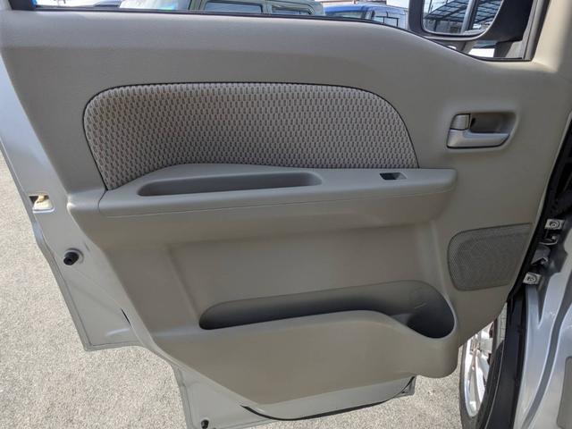 スクラムワゴン PZターボ スペシャル ハイルーフ メモリーナビ 両側Pドア 衝突軽減ブレーキ オートステップ ETC TV HIDヘッドライト 純正14AW リアヒーター スマートキー 電格ミラー 純正フルエアロ フォグライト オートライト ドアバイザー DVD再生(72枚目)