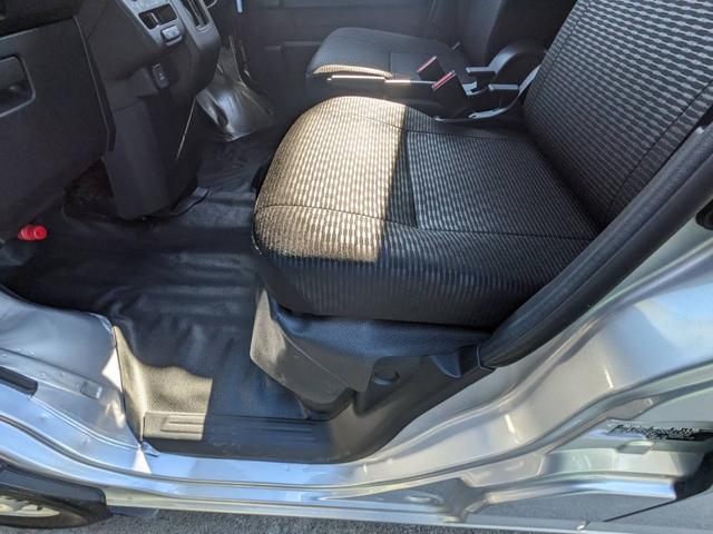 ハイゼットカーゴ ＤＸ　衝突軽減ブレーキ　コーナーセンサー　レーン逸脱警報　キーレス　集中ドアロック　４人乗　フルフラットシート　盗難防止装置　横滑り防止装置　パワーウィンドウ　アイドリングストップ　オートライト　オートハイビーム　光軸調整ライト　集中ドアロック（52枚目）