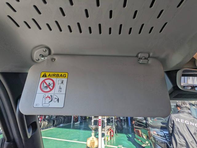 ハイゼットカーゴ ＤＸ　衝突軽減ブレーキ　コーナーセンサー　レーン逸脱警報　キーレス　集中ドアロック　４人乗　フルフラットシート　盗難防止装置　横滑り防止装置　パワーウィンドウ　アイドリングストップ　オートライト　オートハイビーム　光軸調整ライト　集中ドアロック（64枚目）