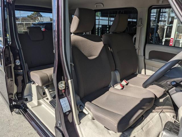 ���t�����g�V�[�g���Y��E�����Ɏd�グ�Ă���܂��B�I�C�������T�[�r�X����I�C������������_�������i���O�Q�O���j��B�^�A�ǒ��w��̎��ЍH�ꂠ��܂��i���O�Q�O���j���Ђ̂Q�������m�ɂ��C�����������I�I