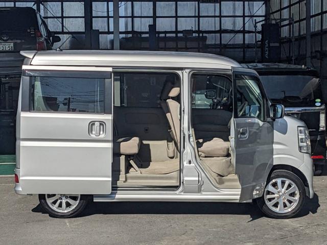 ���E���ʁ��P�O�O���ڈȏ�̓��Ƀ`�F�b�N�����Č������K����N���A�[�����ԗ��݂̂�W�����Ă���܂��@���v���̍��ƂQ�������m�ɂ��C�����������[�ԑO�ɂ́A�O�ꂵ���_�����������{�����Ĉ��S�����͂��܂�