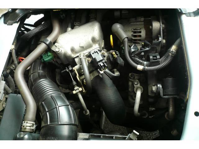 ハイゼットカーゴ スペシャル ワンオーナー ハイルーフ 衝突軽減ブレーキ コーナーセンサー レーン逸脱警報 オートハイビーム アイドリングストップ 4人乗り オートライト 光軸調整ライト ドアバイザー パワーウィンドウ 集中ドアロック フルフラットシート CDオーディオ(36枚目)