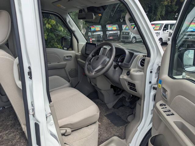 エブリイワゴン ＰＺターボスペシャル　４ＷＤ　ＳＤナビ　両側パワードア　衝突軽減ブレーキ　バックカメラ　全方位ドラレコ　ＥＴＣ　Ｂｌｕｅｔｏｏｔｈ　フルセグ　ＨＤＭＩ接続　シートヒーター　純正１４ＡＷ　ステリモ　オートハイビーム　コーナーセンサー　レーン逸脱警報　ＨＩＤ（12枚目）