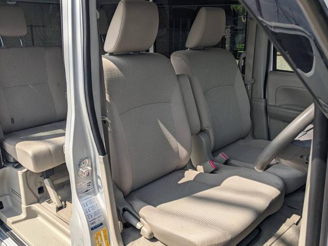 エブリイワゴン ＰＺターボ　８インチＳＤナビ　左パワードア　衝突軽減ブレーキ　Ｂｌｕｅｔｏｏｔｈ　フルセグＴＶ　バックカメラ　ＥＴＣ　ＨＩＤヘッドライト　ＬＥＤフォグ　オートライト　ＤＶＤ　ステリモ　純正１４ＡＷ　新車保証書　スマートキー　フルエアロ　リアヒーター　電格ミラー（13枚目）