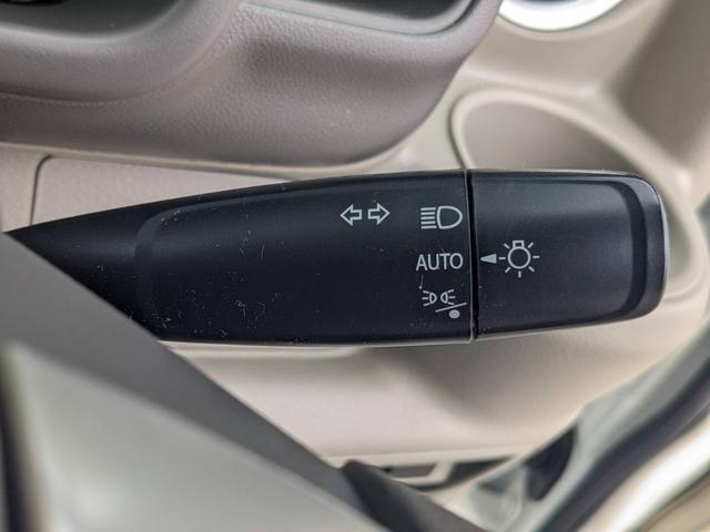 ���X�C�b�`���I�n���h���C����Ȃ����[�^�[�܂����������肵�Ă���܂��B�K���X���L�����E���ǂ��Ȃ�^�]���₷���R���f�B�V�����ɂȂ��Ă���܂��i�O�|�O�j�������G�A�o�b�N���t���Ă܂��I�I