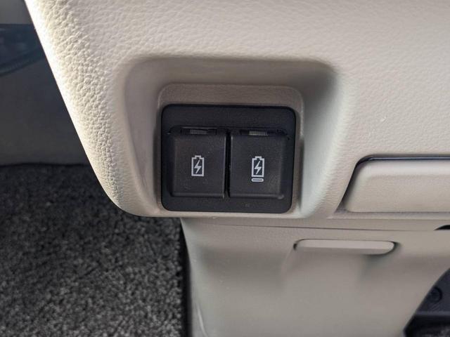 ���t�����g�V�[�g���Y��E�����Ɏd�グ�Ă���܂��B�I�C�������T�[�r�X����I�C������������_�������i���O�Q�O���j��B�^�A�ǒ��w��̎��ЍH�ꂠ��܂��i���O�Q�O���j���Ђ̂Q�������m�ɂ��C�����������I�I