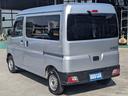 ハイゼットカーゴ ＤＸ　衝突軽減ブレーキ／コーナーセンサー　新車保証書　Ｐ／Ｗ　キーレス　レーン逸脱警報　オートハイビーム　ドアバイザー　ハイルーフ　４人乗　オーバーヘッドコンソール　ゴムマット　アイドリングストップ　パワステ　オートライト　フルフラットシート　集中ドアロック（8枚目）