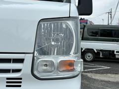 ヘッドライト（＾ｕ＾）ＬＥＤライトやＨＩＤヘッドライトに変更する事も出来ます☆彡光軸が高い！最近パッシングされるなど整備のご相談も受け付けてます♪ライトの高さ調整で解決します♪何でもご相談下さい！ 7