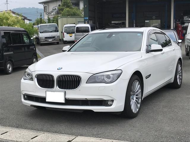 740i 革シート ナビ AW サンルーフ バックカメラ(3枚目)