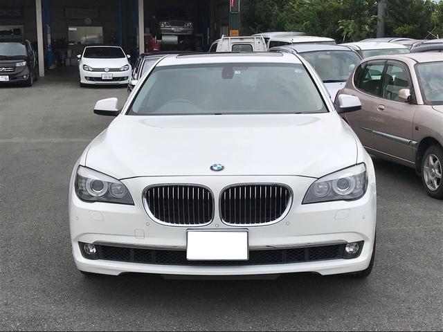 740i 革シート ナビ AW サンルーフ バックカメラ(4枚目)