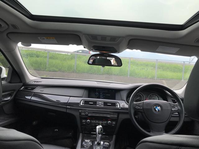 740i 革シート ナビ AW サンルーフ バックカメラ(20枚目)