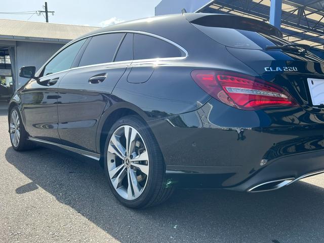 ＣＬＡクラス シューティングブレーク ＣＬＡ２２０　４マチック　シューティングブレーク　黒革シート　メモリー付きパワーシート　シートヒーター　ナビ　バックカメラ　ブラインドスポット　ドラレコ　障害物センサー　リヤパワーゲート　パノラマサンルーフ　クルーズコントロール　パドルシフト　ＥＴＣ（15枚目）