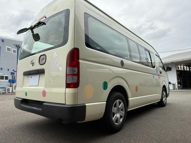 ハイエースバン 　幼児バス園児２４名乗車、ディーゼル車、乗車定員４＋２４／１．５人、幼児専用シート、シートベルト、前後ドライブレコーダー、安全確認システム、スライドステップ、イージークローザースライドドア（22枚目）