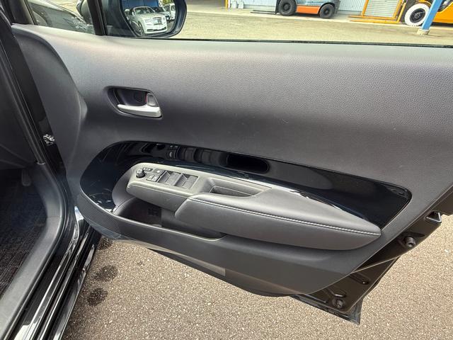 アクア Ｇ　ディスプレイオーディオ、Ｂｌｕｅｔｏｏｔｈオーディオ、予備スマートキー、ＥＴＣ、禁煙車（28枚目）