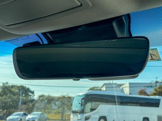 ランドクルーザープラド TX Lパッケージ マットブラックエディション メーカーOP9型ディスプレイオーディオ/Tコネクトナビ/スーパーライブサウンド/マルチテレインモニター/IGLA2セキュリティ(キーフォグ2個付属)/7人乗り/ルーフレール(ブラック)/寒冷地仕様(45枚目)