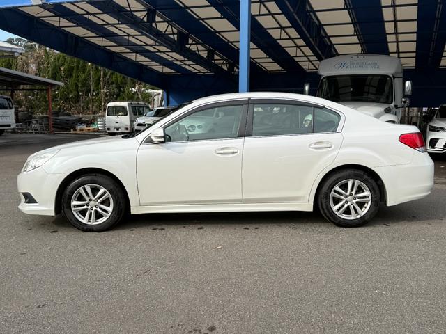 レガシィＢ４ ２．５ｉ　Ｓスタイル　社外ナビ／ＥＴＣ／キーレス（5枚目）