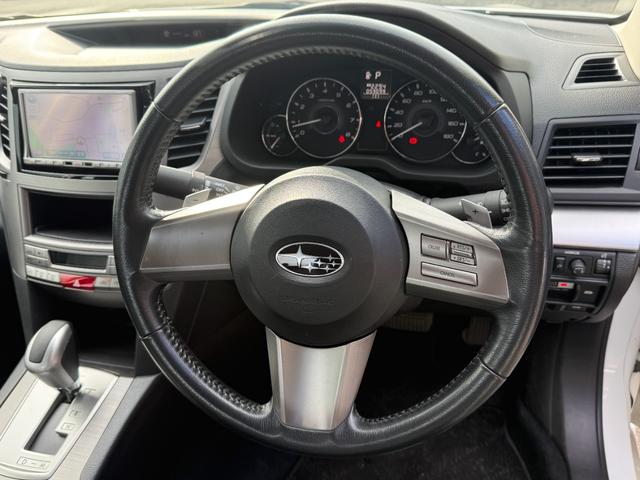 レガシィＢ４ ２．５ｉ　Ｓスタイル　社外ナビ／ＥＴＣ／キーレス（33枚目）