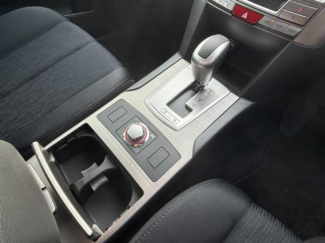 レガシィＢ４ ２．５ｉ　Ｓスタイル　社外ナビ／ＥＴＣ／キーレス（38枚目）