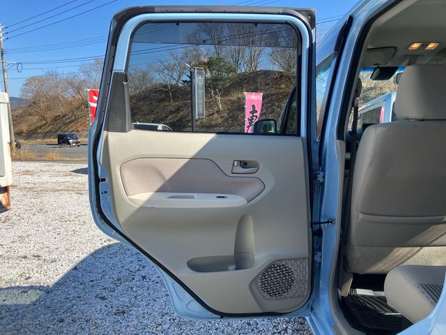 ムーヴ Ｘ　スマートキー　プッシュスタート　アイドリングストップ　オートライト　衝突安全ボディ　盗難防止システム　ＣＤ再生可能（21枚目）