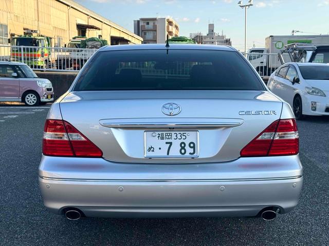 セルシオ ｅＲ仕様　サンルーフ　本革　ドライブレコーダー　クリアランスソナー　オートクルーズコントロール　バックカメラ　ナビ　アルミホイール　ＨＩＤ　ＡＴ　シートヒーター　スマートキー　電動格納ミラー　盗難防止システム（17枚目）