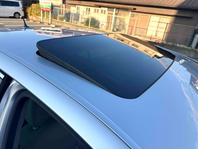 セルシオ ｅＲ仕様　サンルーフ　本革　ドライブレコーダー　クリアランスソナー　オートクルーズコントロール　バックカメラ　ナビ　アルミホイール　ＨＩＤ　ＡＴ　シートヒーター　スマートキー　電動格納ミラー　盗難防止システム（23枚目）