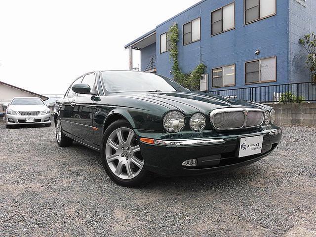 XJ6 3.0 レザーシート 純正ナビ ETC(7枚目)