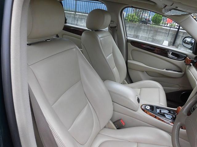 XJ6 3.0 レザーシート 純正ナビ ETC(15枚目)