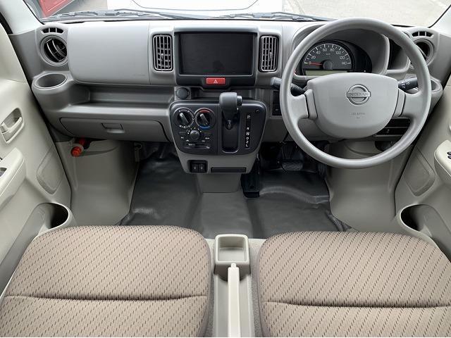 4WD DX GLパッケージ シート 撥水加工/届出済未使用車/ABS/横滑り防止装置/エアバッグ 運転席/エアバッグ 助手席/パワーウインドウ/キーレススタート/パワーステアリング/オートライト/禁煙車/4WD 盗難防止装置(4枚目)