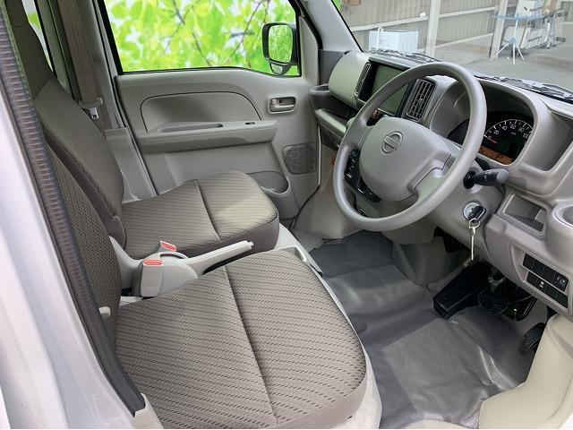 4WD DX GLパッケージ シート 撥水加工/届出済未使用車/ABS/横滑り防止装置/エアバッグ 運転席/エアバッグ 助手席/パワーウインドウ/キーレススタート/パワーステアリング/オートライト/禁煙車/4WD 盗難防止装置(5枚目)