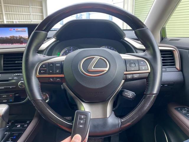 RX300バージョンL サンルーフ/純正 メモリーナビ/衝突安全装置/シートヒーター 全席/車線逸脱防止支援システム/シート フルレザー/パーキングアシスト バックガイド/電動バックドア/ドライブレコーダー 社外 革シート(13枚目)