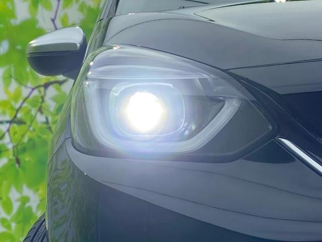 eHEVリュクス 純正 メモリーナビ/シート ハーフレザー/ヘッドランプ LED/Bluetooth接続/ETC/ABS/横滑り防止装置/クルーズコントロール/バックモニター/フルセグTV/エアバッグ 運転席 禁煙車(17枚目)