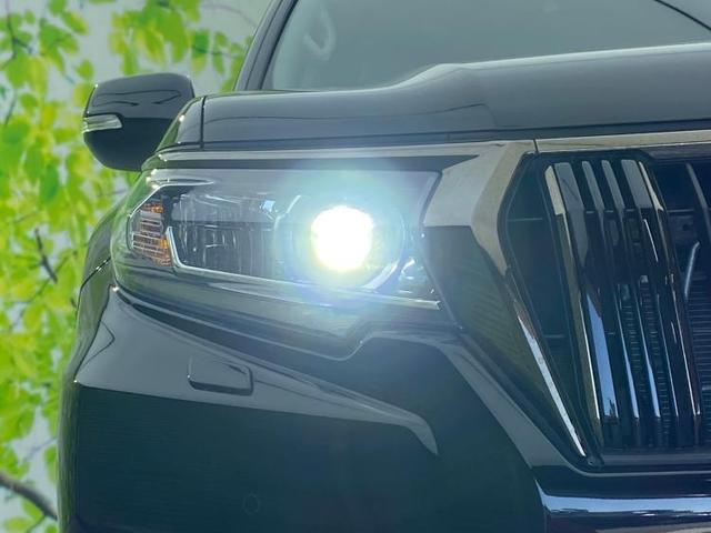 4WD TX Lパッケージ70thアニバーサリーLtd サンルーフ/ディスプレイオーディオ/デジタルインナーミラー/トヨタセーフティセンス/シートヒーター 前席/シート フルレザー/ヘッドランプ LED/Bluetooth接続/バックモニター 革シート(17枚目)