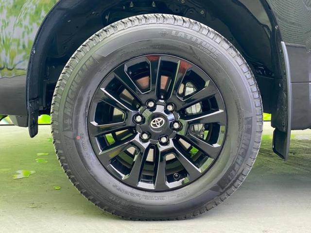 4WD TX Lパッケージ70thアニバーサリーLtd サンルーフ/ディスプレイオーディオ/デジタルインナーミラー/トヨタセーフティセンス/シートヒーター 前席/シート フルレザー/ヘッドランプ LED/Bluetooth接続/バックモニター 革シート(18枚目)