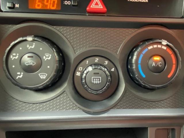 R ヘッドランプ HID/EBD付ABS/横滑り防止装置/エアバッグ 運転席/エアバッグ 助手席/エアバッグ サイド/衝突安全ボディ/アルミホイール 社外 17インチ/パワーウインドウ ワンオーナー(10枚目)