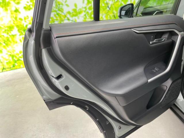 ＲＡＶ４ ４ＷＤハイブリッドアドベンチャー　新品タイヤ／保証書／ディスプレイオーディオ／衝突安全装置／シートヒーター　前席／車線逸脱防止支援システム／シート　合皮／パーキングアシスト　バックガイド／ドライブレコーダー　社外　衝突被害軽減システム（22枚目）