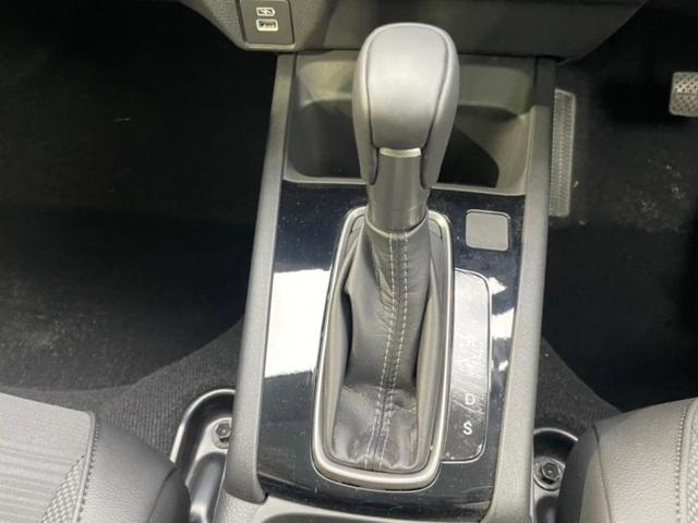 ＷＲ－Ｖ Ｚプラスブラックスタイル　保証書／純正　９インチ　ナビ／ホンダセンシング／登録済未使用車／ヘッドランプ　ＬＥＤ／ＵＳＢジャック／Ｂｌｕｅｔｏｏｔｈ接続／ＥＢＤ付ＡＢＳ／バックモニター／フルセグＴＶ／禁煙車　衝突被害軽減システム（15枚目）