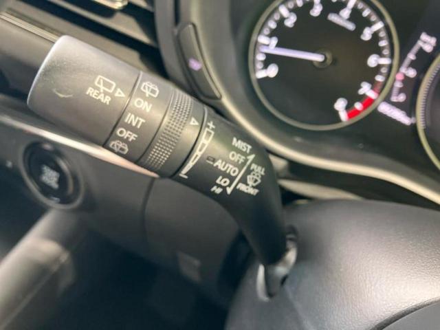 ＭＡＺＤＡ３ファストバック １５Ｓツーリング　新品タイヤ／保証書／純正　ＳＤナビ／アイアクティブセンス（マツダ）／車線逸脱防止支援システム／パーキングアシスト　バックガイド／ヘッドランプ　ＬＥＤ／Ｂｌｕｅｔｏｏｔｈ接続／ＥＴＣ　バックカメラ（17枚目）