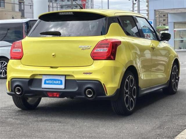 スイフトスポーツ スポーツ　新品タイヤ／保証書／純正　９インチ　ＳＤナビ／衝突安全装置／シートヒーター　運転席／全方位モニター用カメラ／ヘッドランプ　ＬＥＤ／Ｂｌｕｅｔｏｏｔｈ接続／ＥＴＣ／ＥＢＤ付ＡＢＳ／横滑り防止装置　禁煙車（3枚目）