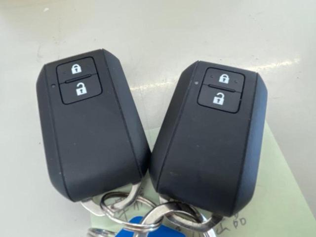 スイフトスポーツ スポーツ　新品タイヤ／保証書／純正　９インチ　ＳＤナビ／衝突安全装置／シートヒーター　運転席／全方位モニター用カメラ／ヘッドランプ　ＬＥＤ／Ｂｌｕｅｔｏｏｔｈ接続／ＥＴＣ／ＥＢＤ付ＡＢＳ／横滑り防止装置　禁煙車（35枚目）