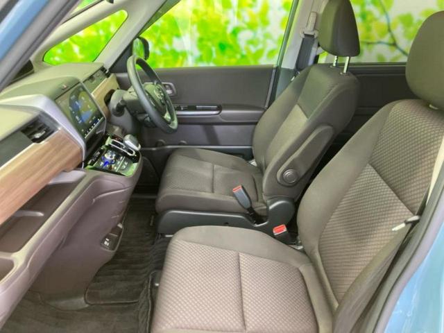 フリードハイブリッド ハイブリッドＧホンダセンシング　新品タイヤ／純正　ＳＤナビ／衝突安全装置／両側電動スライドドア／車線逸脱防止支援システム／ヘッドランプ　ＬＥＤ／Ｂｌｕｅｔｏｏｔｈ接続／ＥＴＣ／ＥＢＤ付ＡＢＳ／横滑り防止装置／アイドリングストップ（7枚目）
